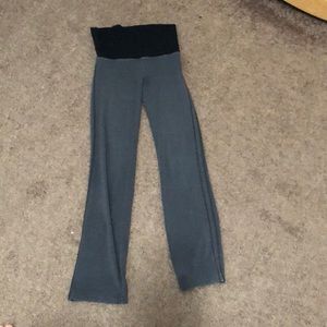 Grey yoga pants